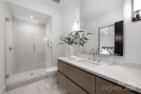 614 Queens Road Charlotte NC 28207