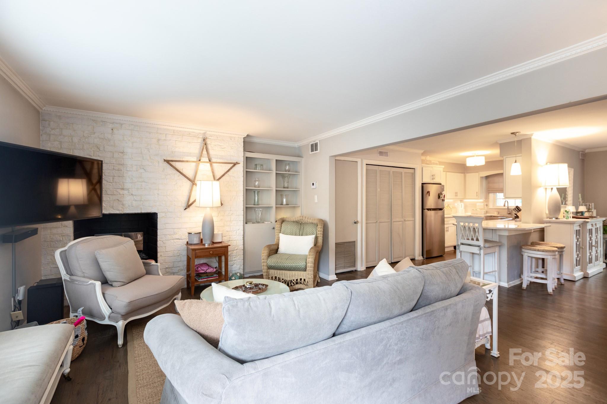 2229 Rexford Road Charlotte NC 28211