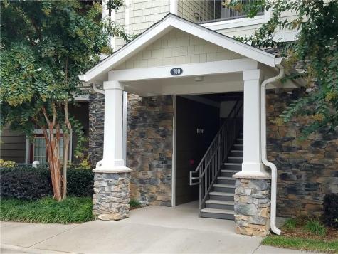 700 Vista Lake Drive Candler NC 28715
