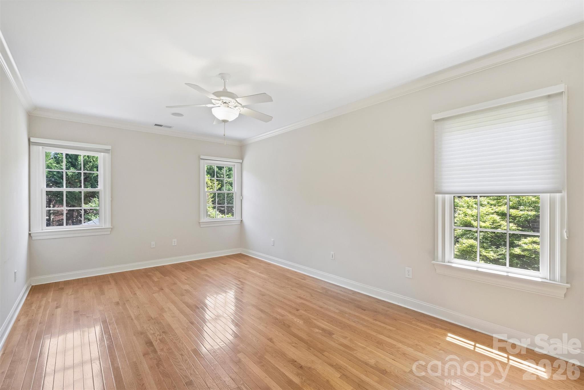 1115 S Kings Drive Charlotte NC 28207