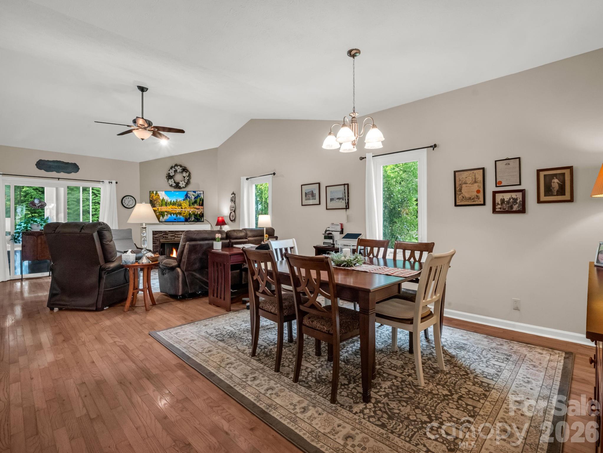 20 Country Meadows Lane Hendersonville NC 28792