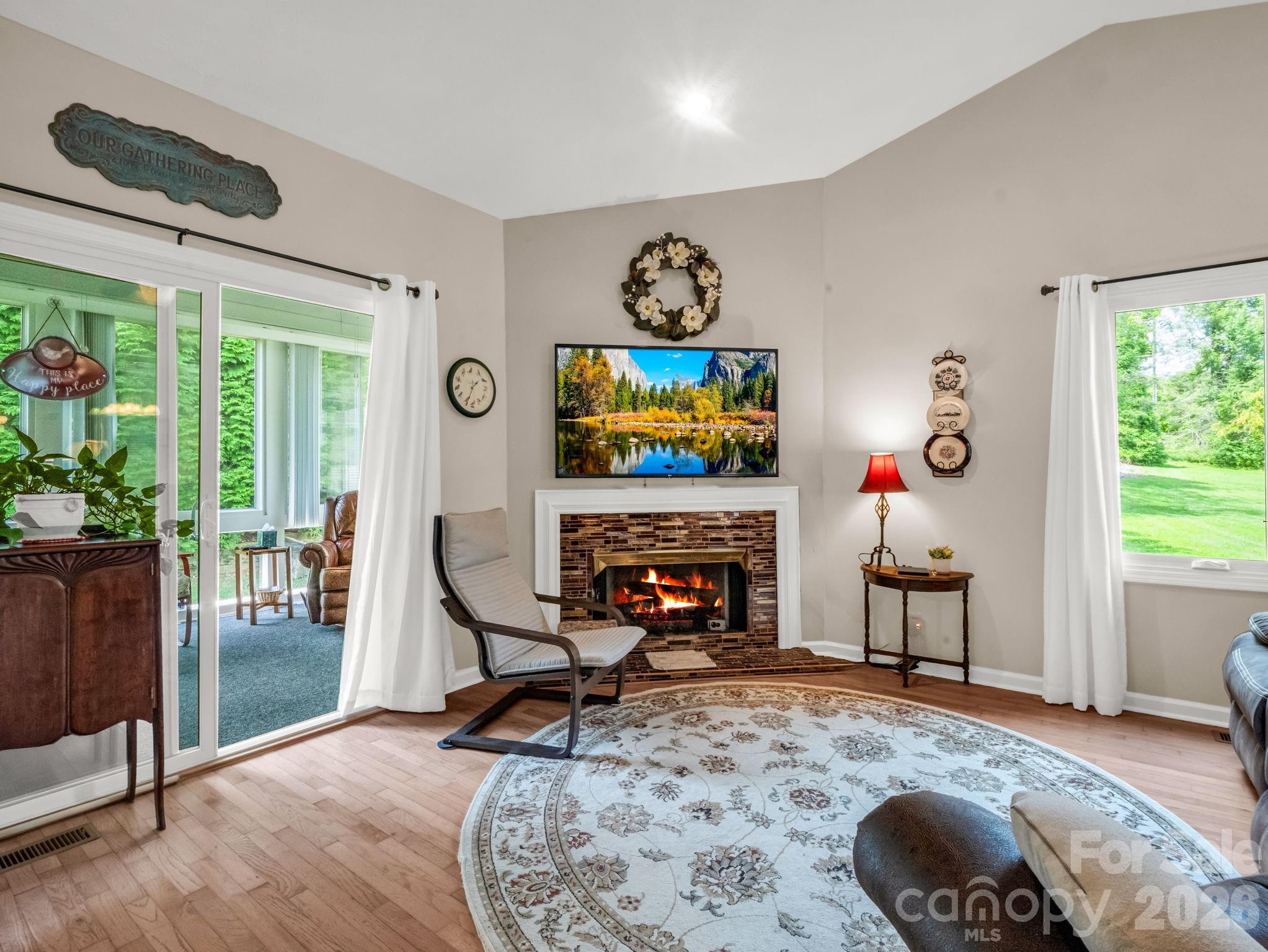 20 Country Meadows Lane Hendersonville NC 28792