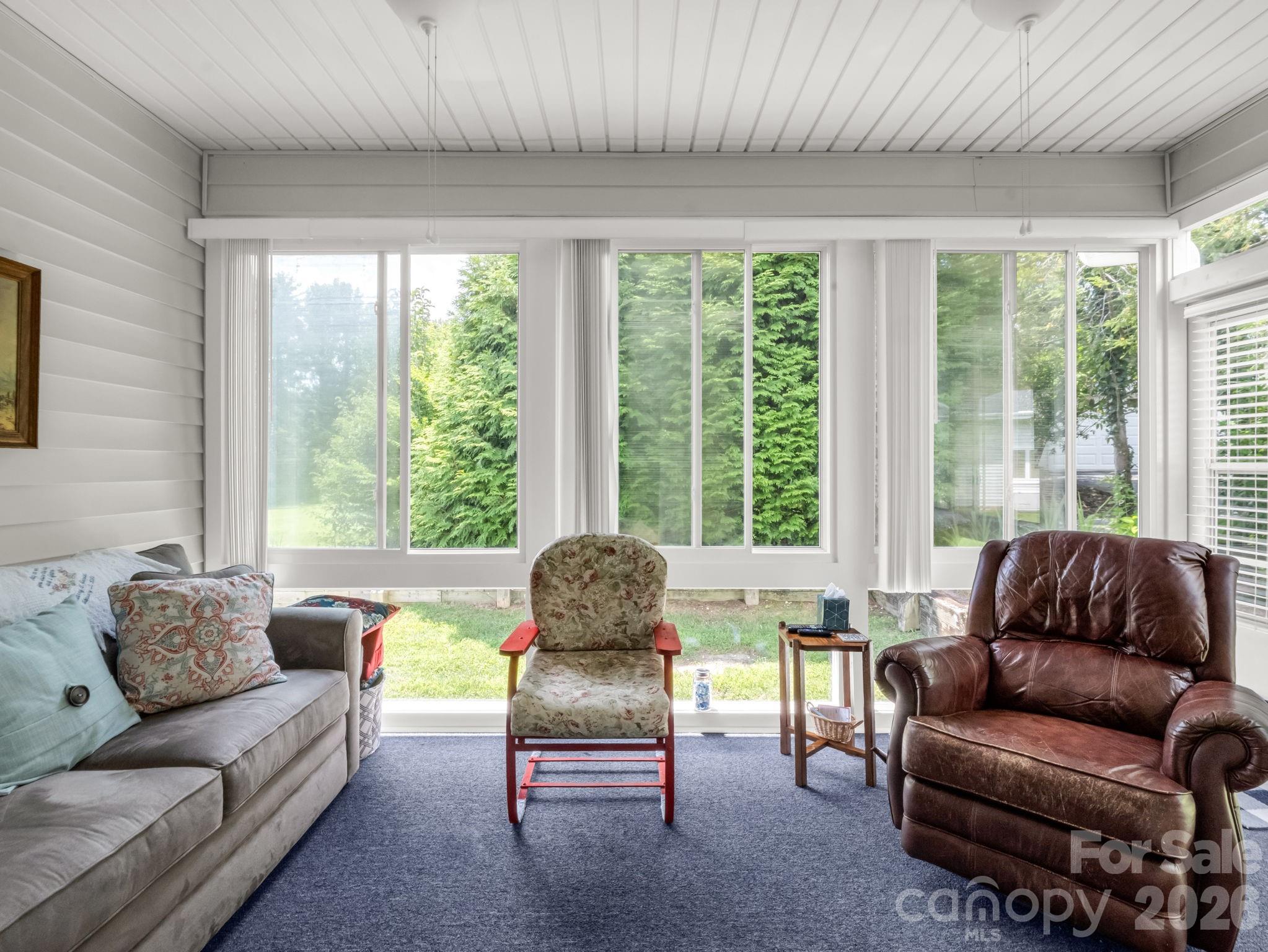 20 Country Meadows Lane Hendersonville NC 28792