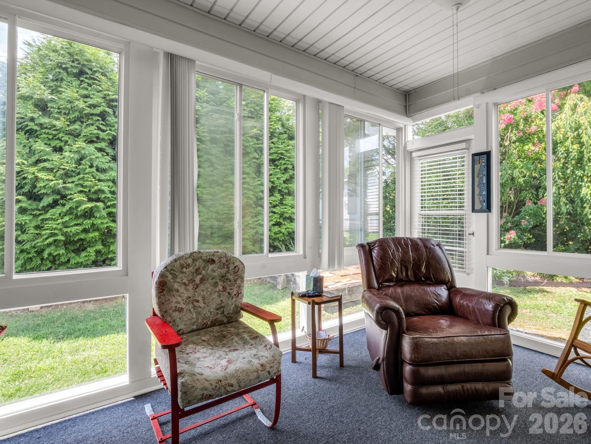 20 Country Meadows Lane Hendersonville NC 28792