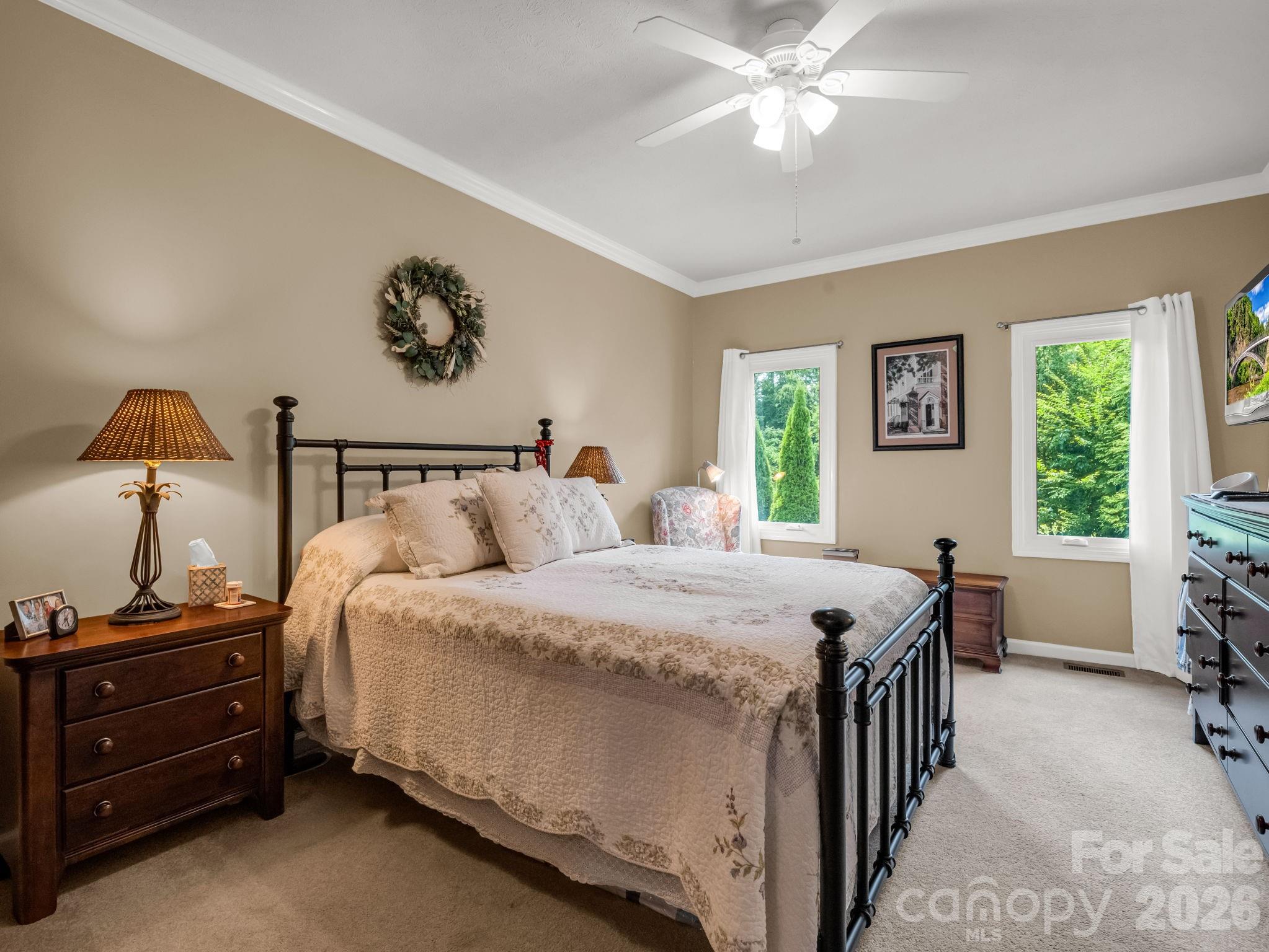 20 Country Meadows Lane Hendersonville NC 28792