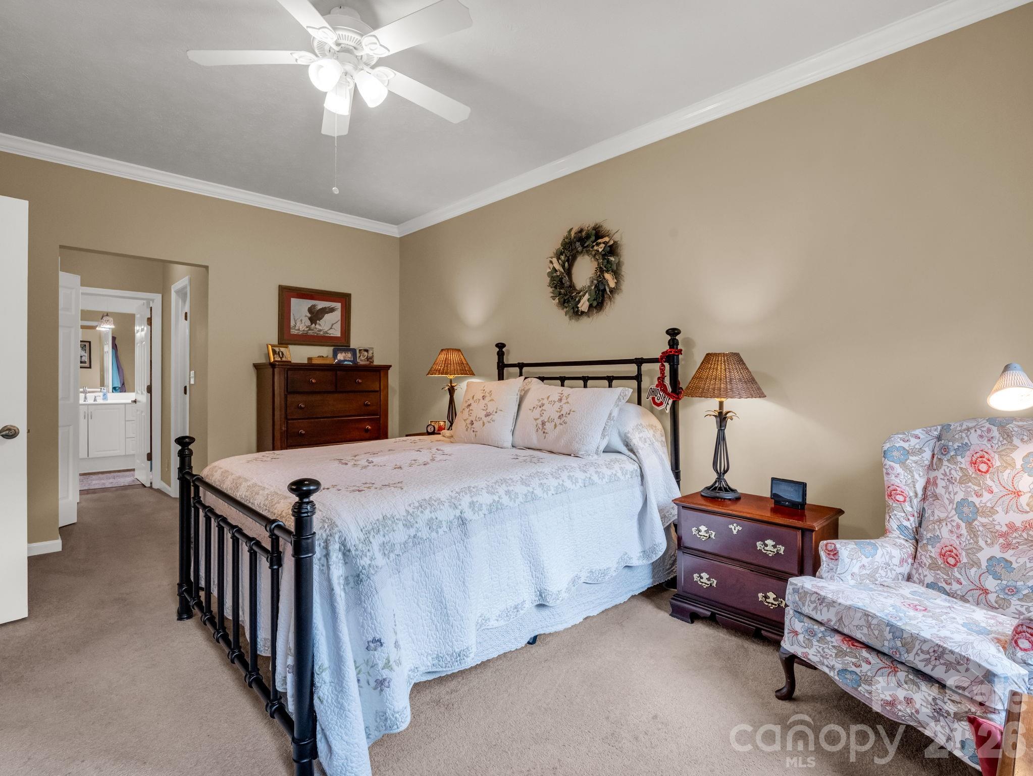 20 Country Meadows Lane Hendersonville NC 28792