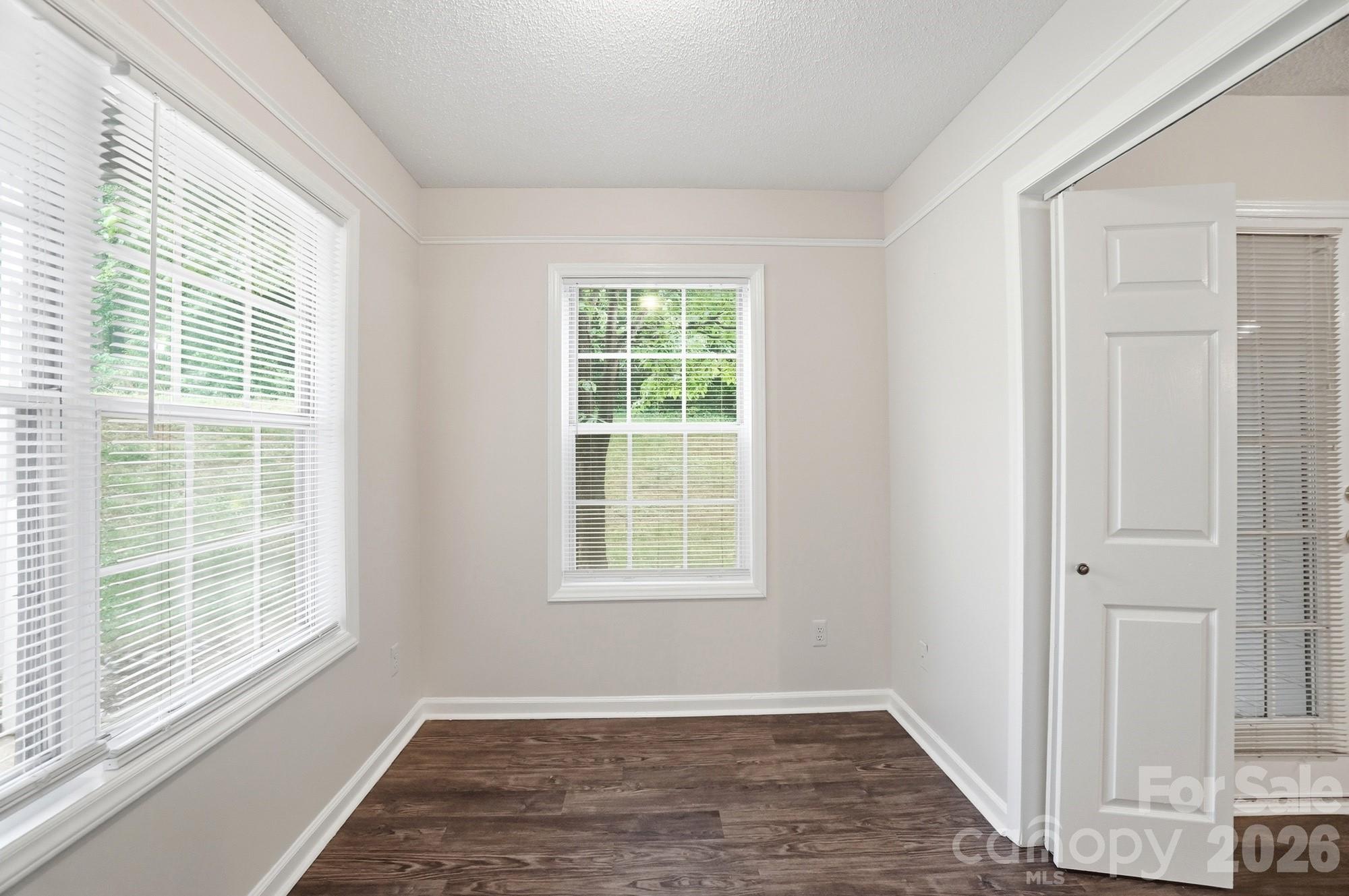 6043 Green Forest Drive Charlotte NC 28212