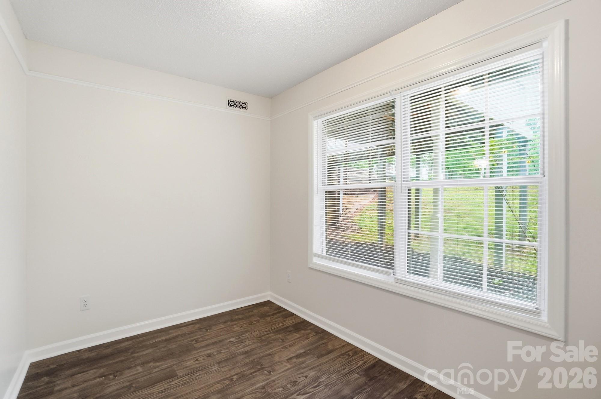 6043 Green Forest Drive Charlotte NC 28212