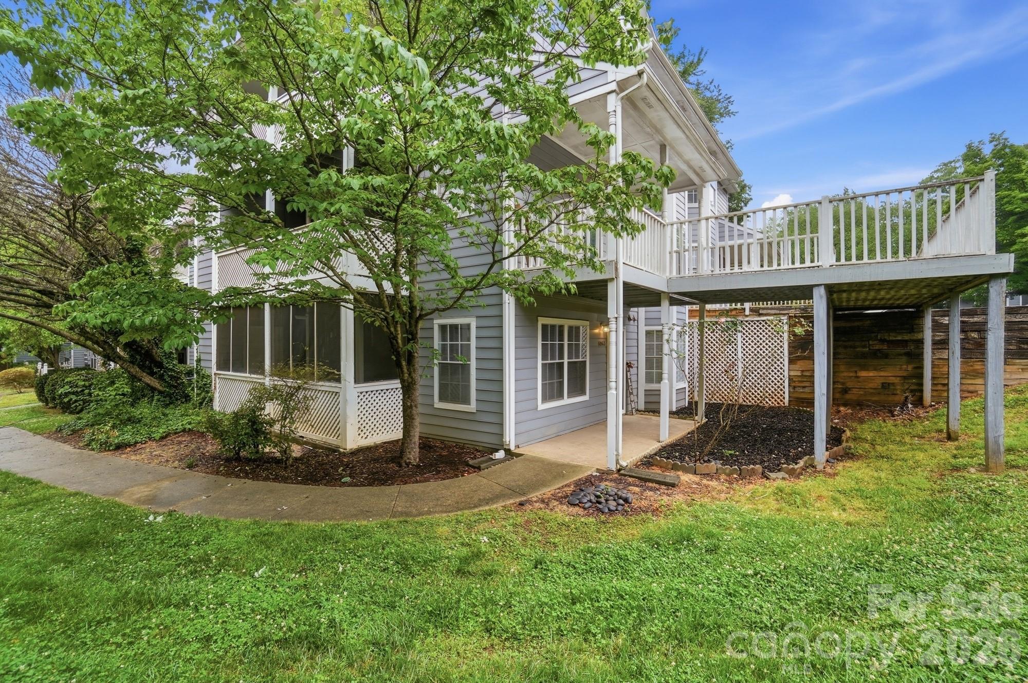 6043 Green Forest Drive Charlotte NC 28212