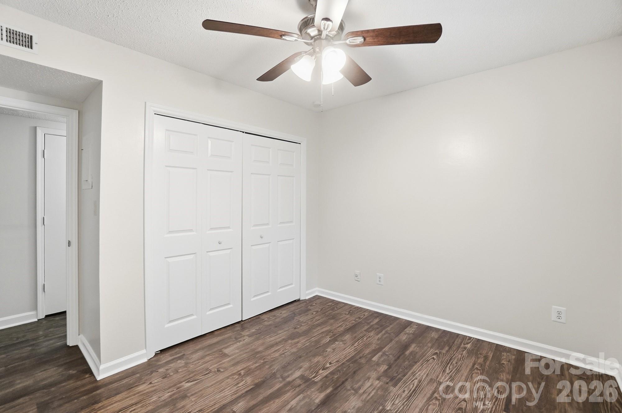 6043 Green Forest Drive Charlotte NC 28212