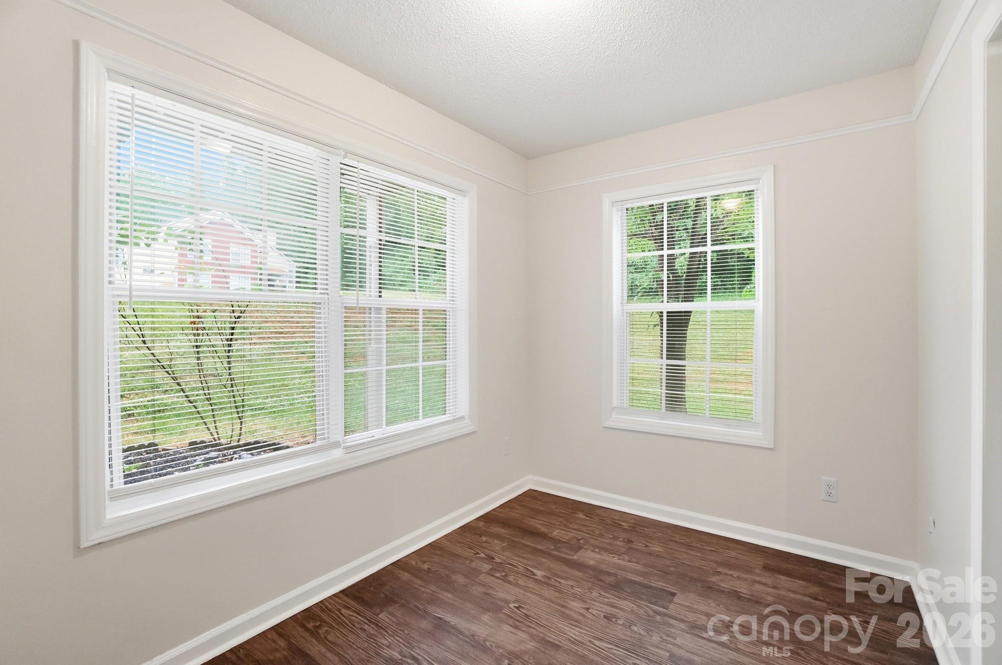 6043 Green Forest Drive Charlotte NC 28212