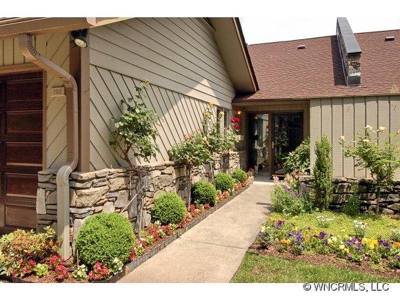 702 Timber Lane Asheville NC 28804