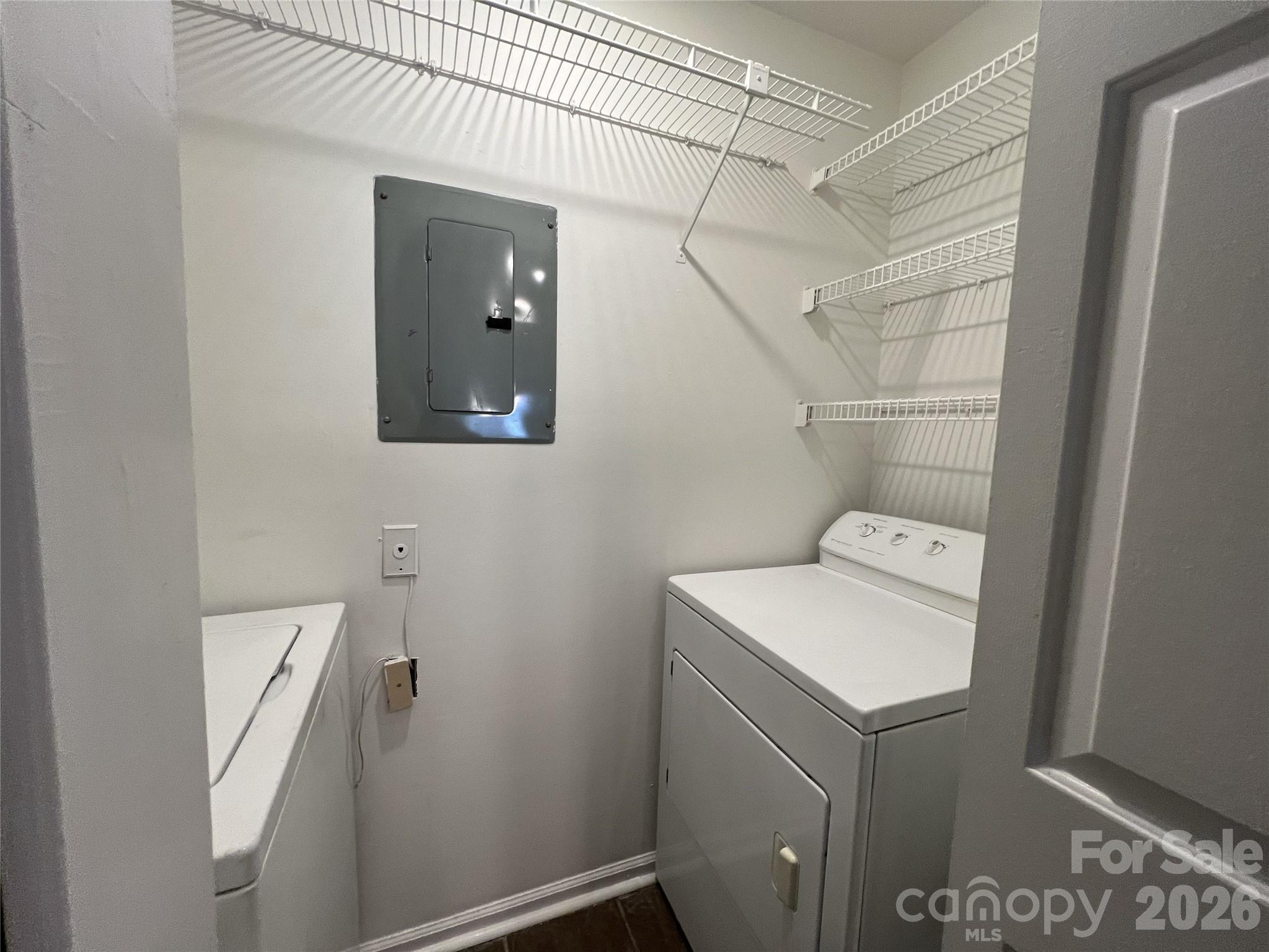 9041 J M Keynes Drive Charlotte NC 28262