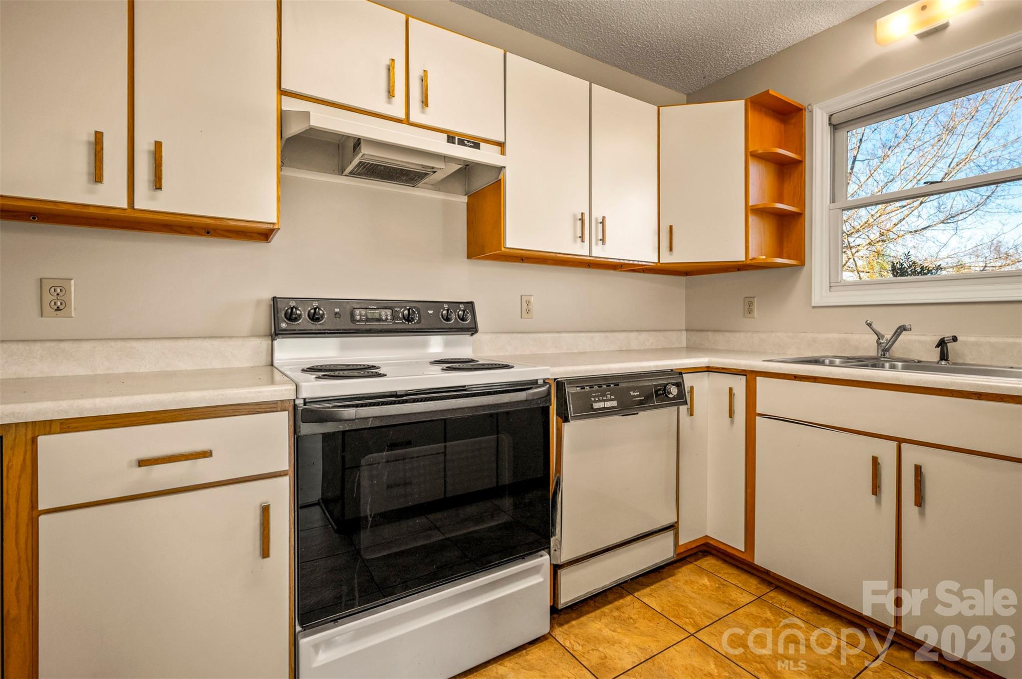 77 Chestnut Street Tryon NC 28782
