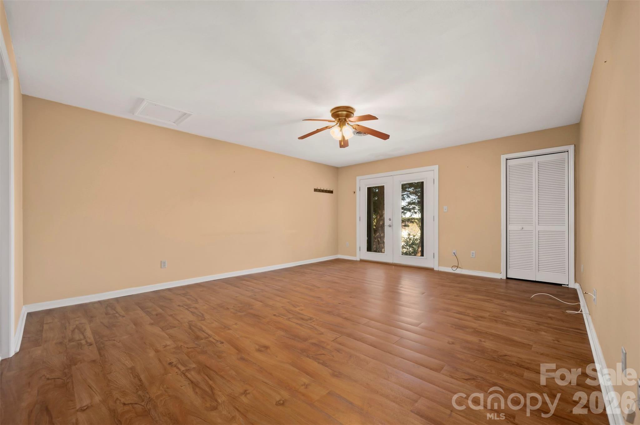 77 Chestnut Street Tryon NC 28782