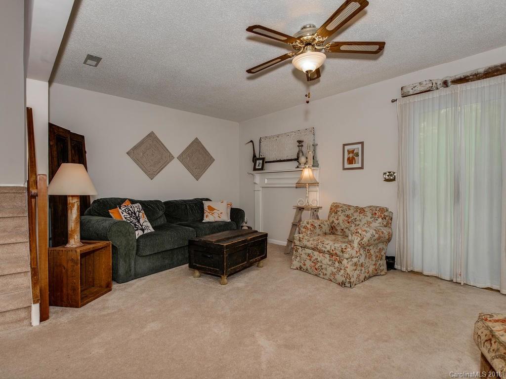1334 Maple Shade Lane Charlotte NC 28270