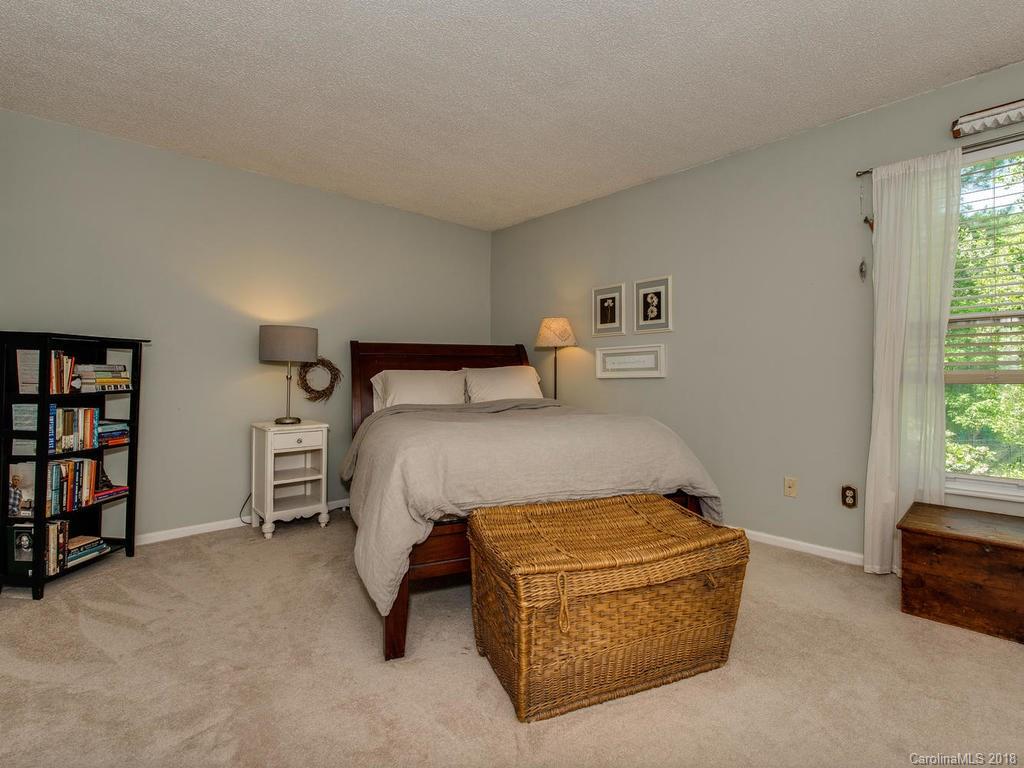 1334 Maple Shade Lane Charlotte NC 28270