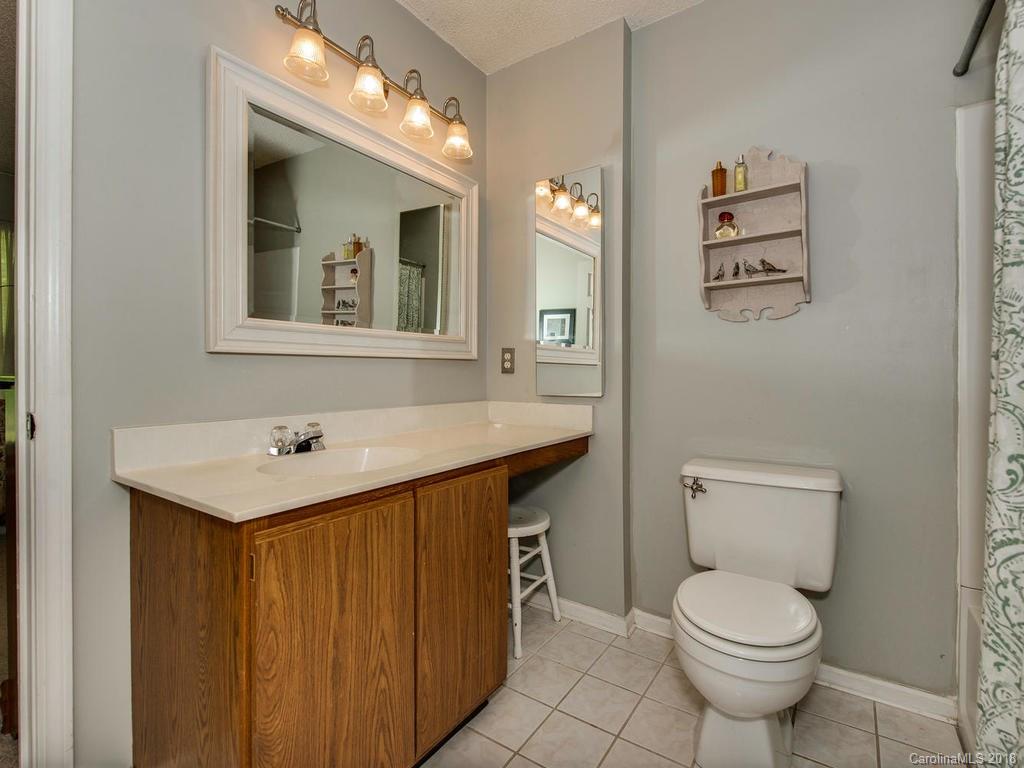 1334 Maple Shade Lane Charlotte NC 28270
