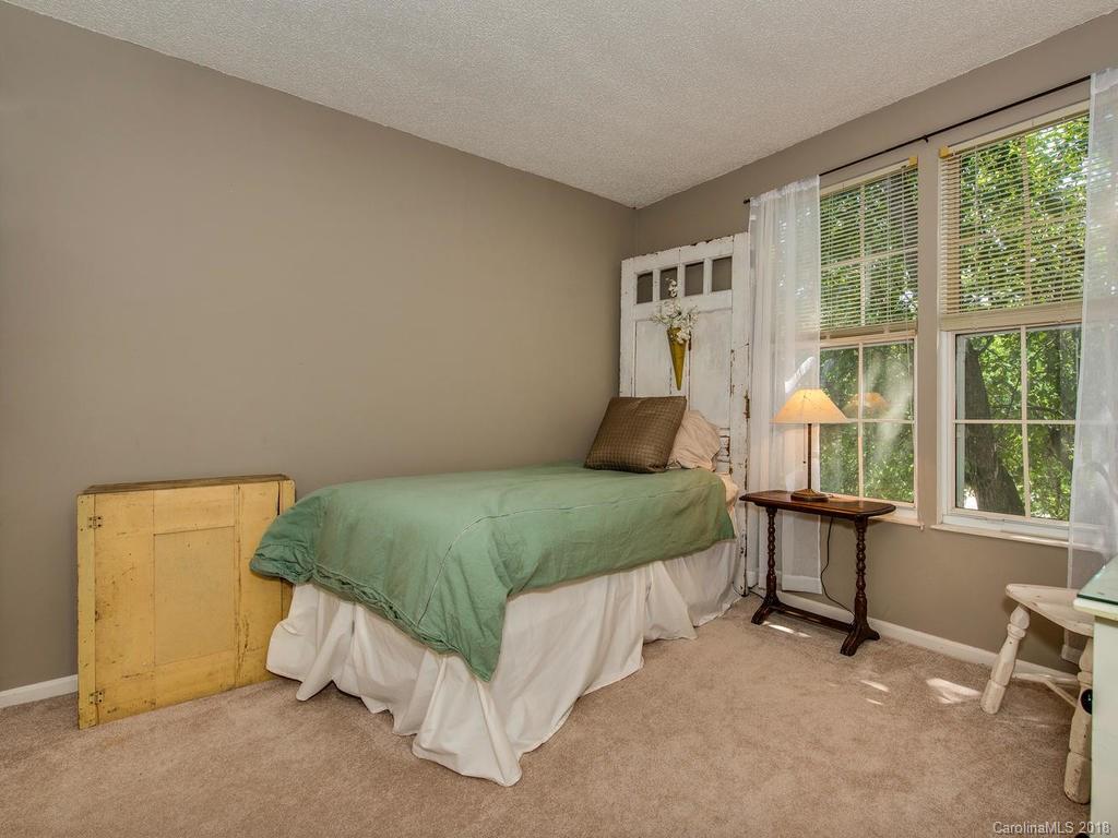 1334 Maple Shade Lane Charlotte NC 28270