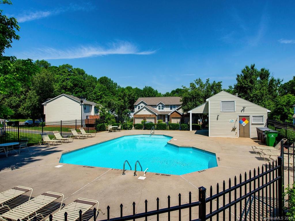 1334 Maple Shade Lane Charlotte NC 28270