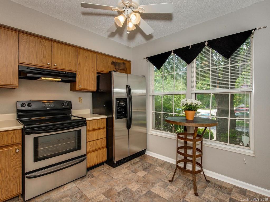 1334 Maple Shade Lane Charlotte NC 28270
