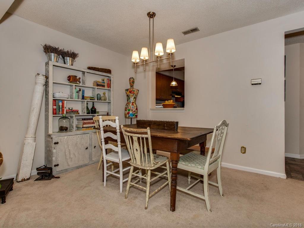 1334 Maple Shade Lane Charlotte NC 28270