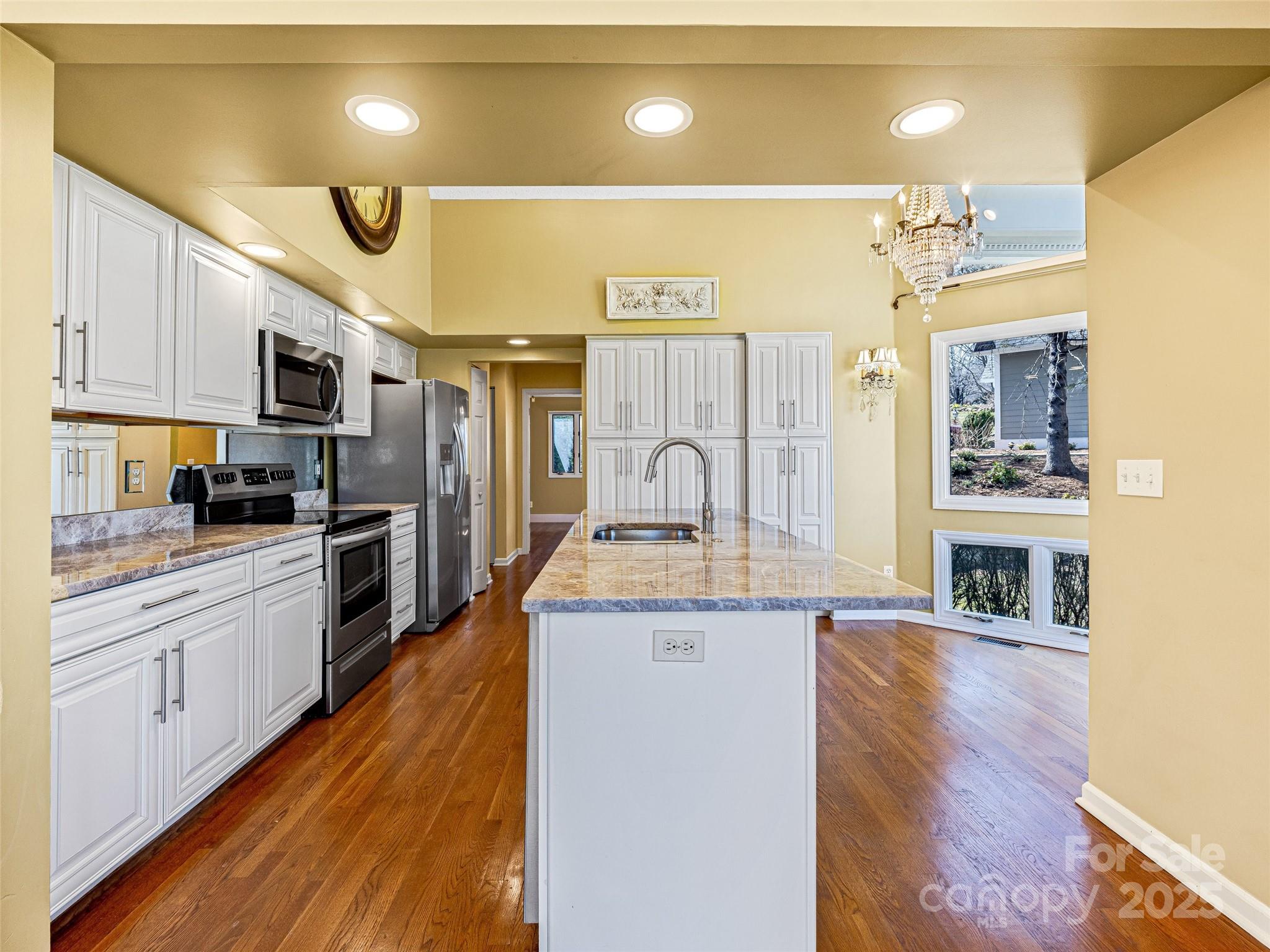140 Overlook Drive Flat Rock NC 28731
