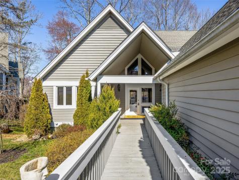 140 Overlook Drive Flat Rock NC 28731