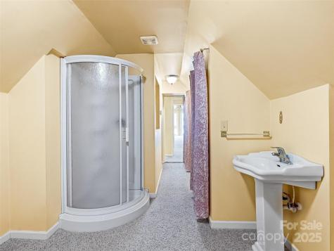 140 Overlook Drive Flat Rock NC 28731