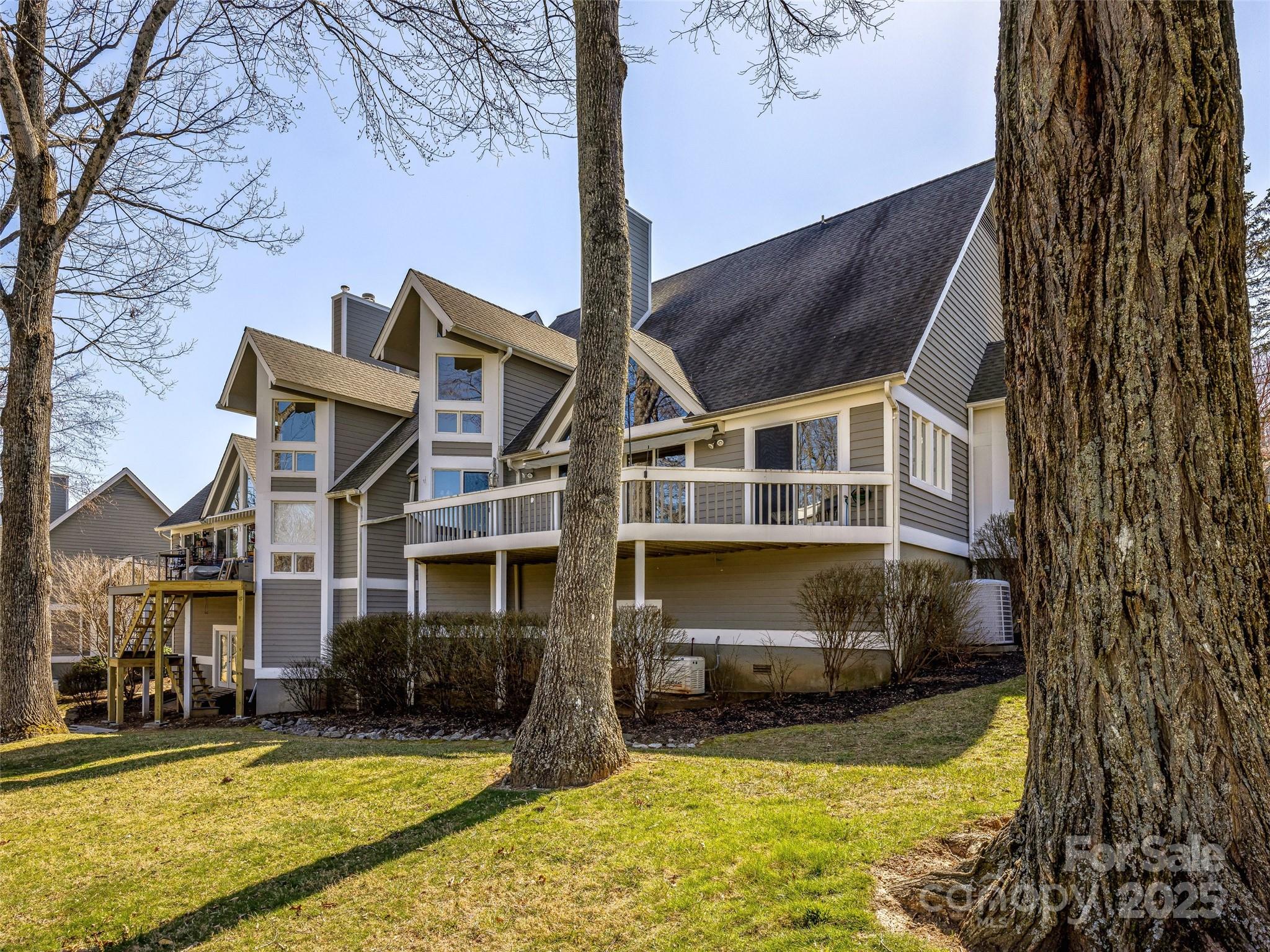 140 Overlook Drive Flat Rock NC 28731