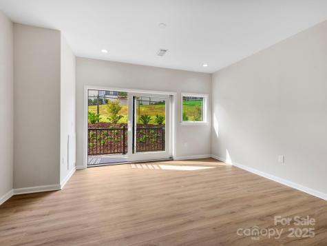 3 Lee Garden Lane Asheville NC 28801