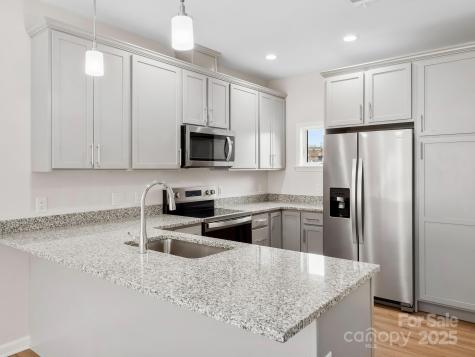 3 Lee Garden Lane Asheville NC 28801