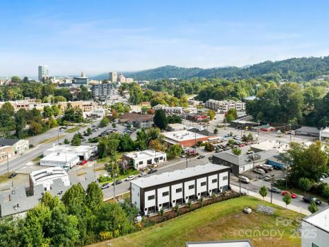 3 Lee Garden Lane Asheville NC 28801