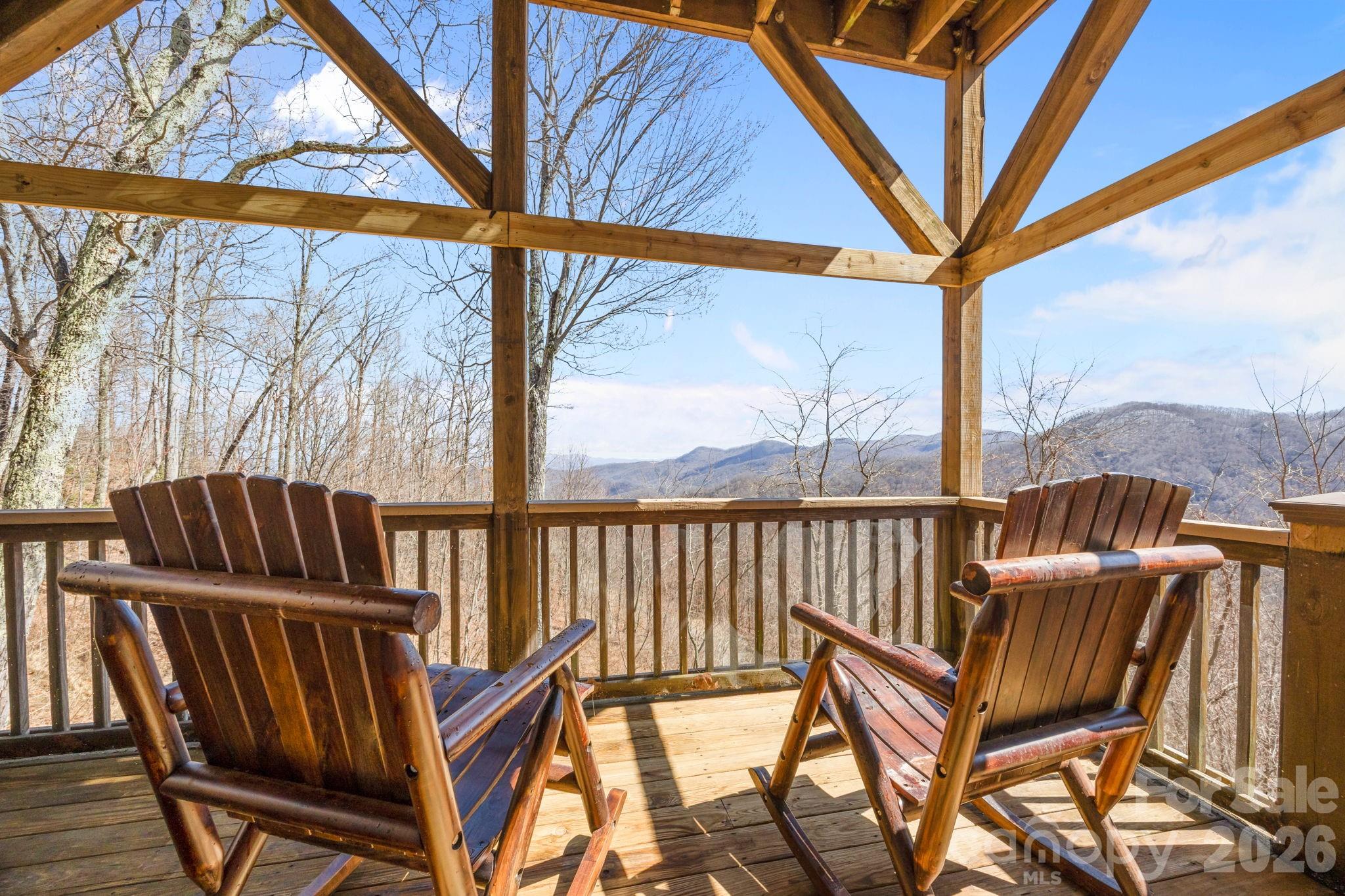 5 Lila Lane Clyde NC 28721