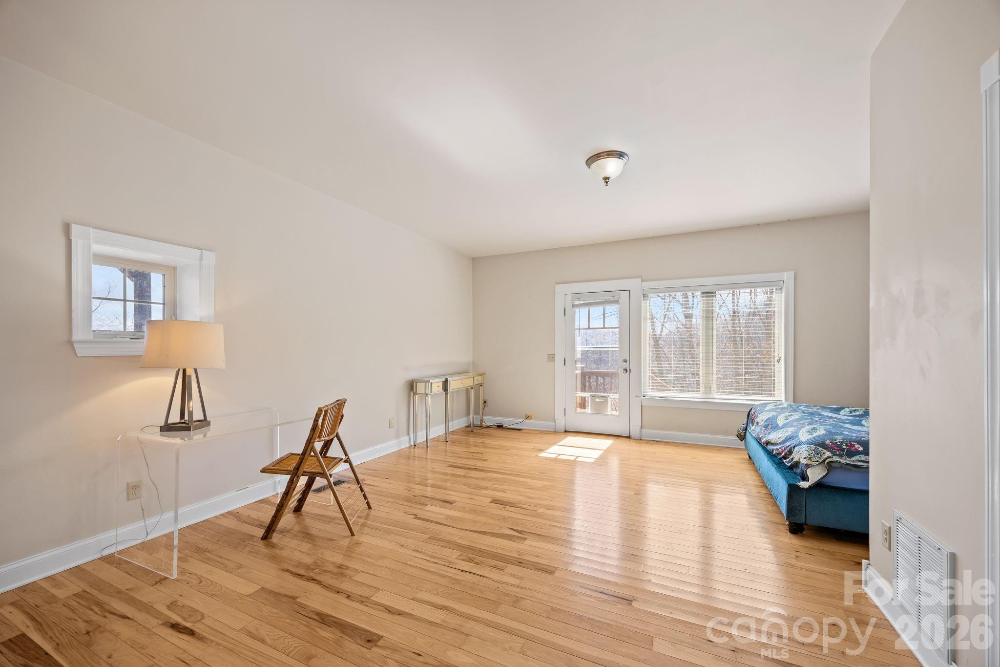5 Lila Lane Clyde NC 28721