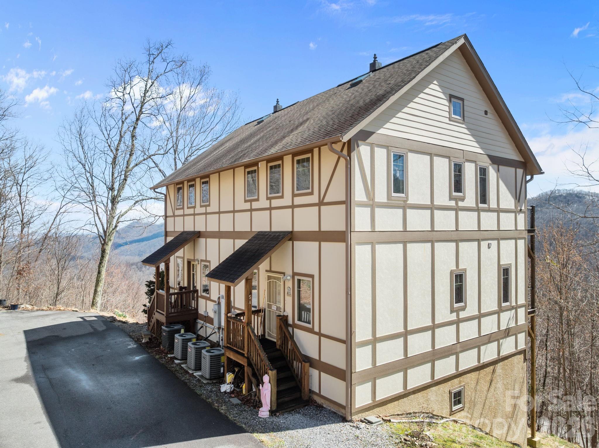 5 Lila Lane Clyde NC 28721