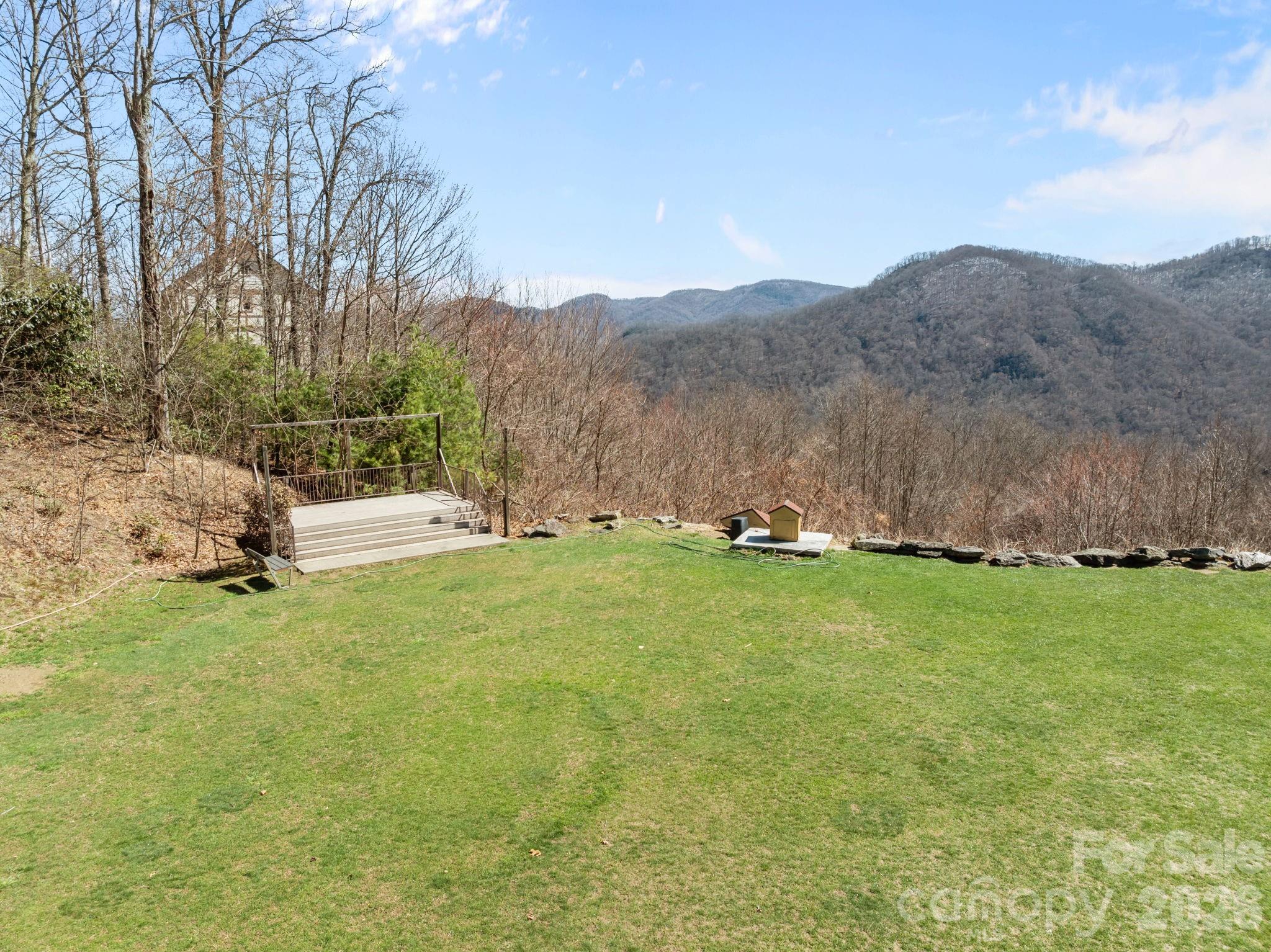 5 Lila Lane Clyde NC 28721