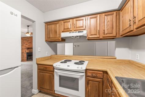 1612 Sharon Road W Charlotte NC 28210