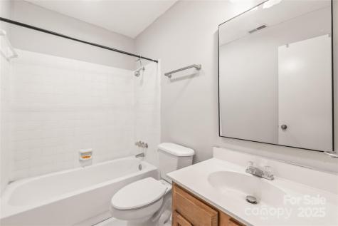 1612 Sharon Road W Charlotte NC 28210