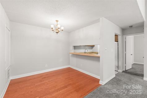 1612 Sharon Road W Charlotte NC 28210