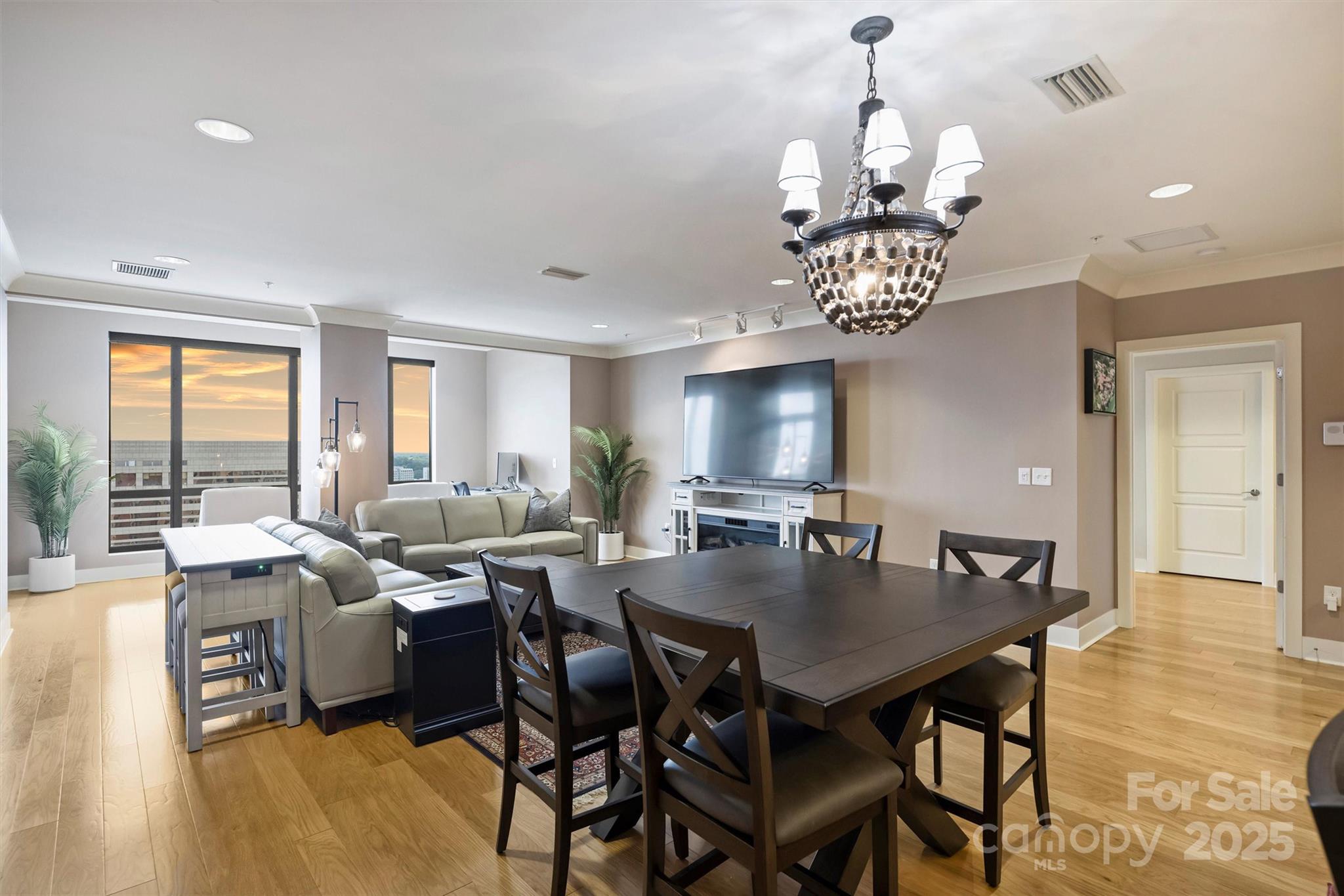 222 S Caldwell Street Charlotte NC 28202