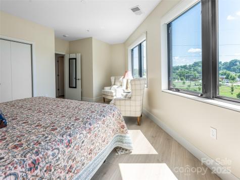 68 Craven Street Asheville NC 28806