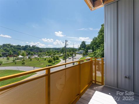 68 Craven Street Asheville NC 28806