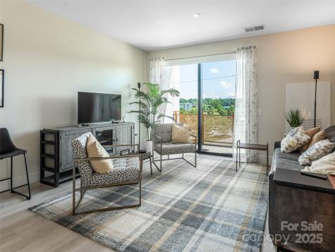 68 Craven Street Asheville NC 28806