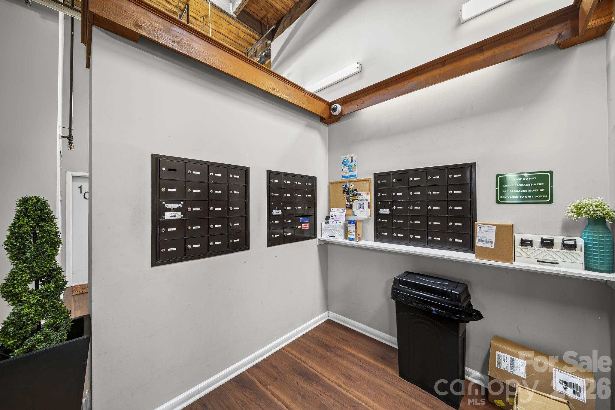 201 S Hoskins Road Charlotte NC 28208