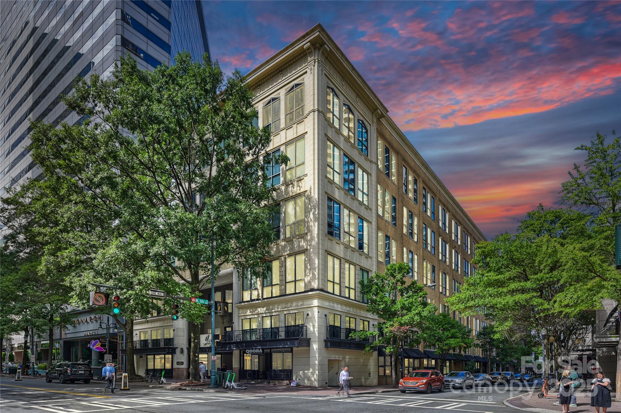 127 N Tryon Street Charlotte NC 28202