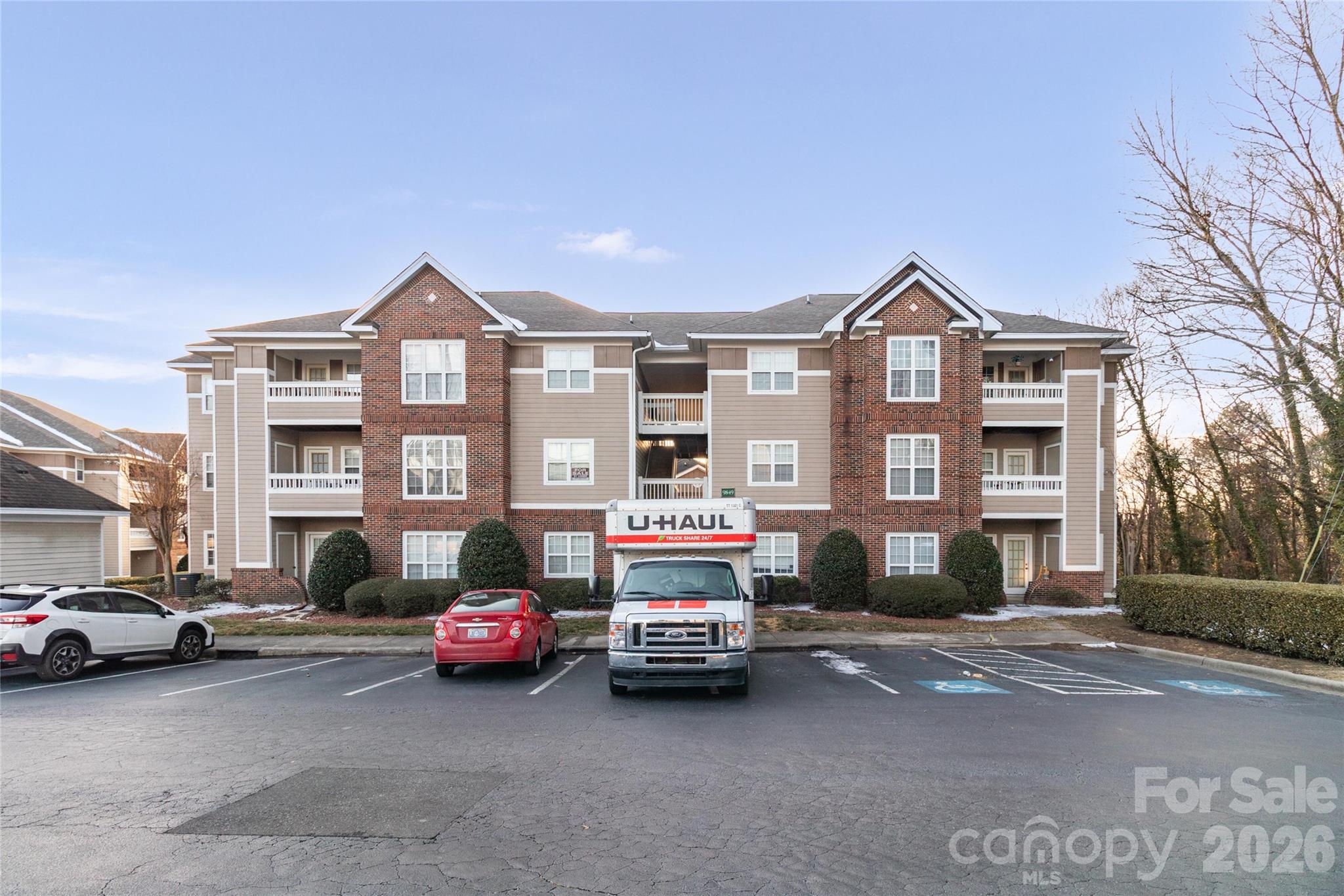9849 Campus Walk Lane Charlotte NC 28262