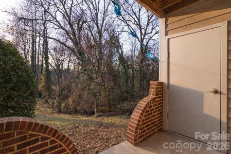 9849 Campus Walk Lane Charlotte NC 28262