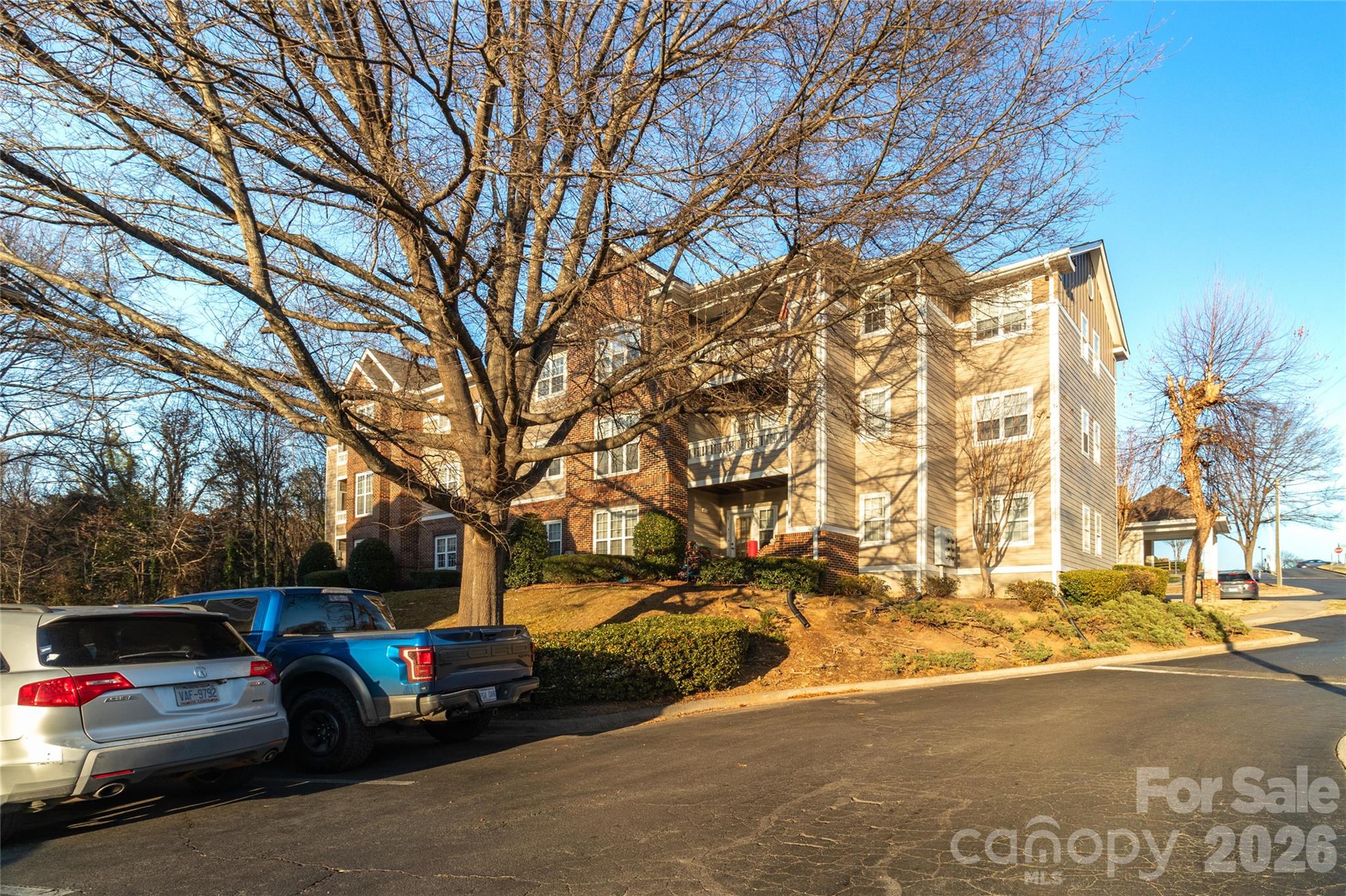 9849 Campus Walk Lane Charlotte NC 28262