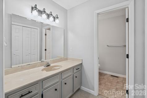 239 13th Avenue Place NW Hickory NC 28601